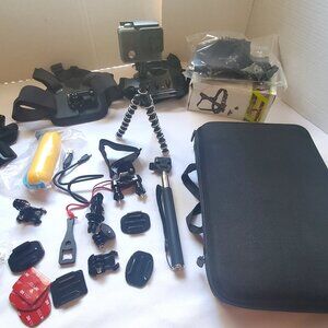 GoPro HERO CAMERA + ACCESSORIES BUNDLE + DOG MOUNT EXCELLENT CONDITION
